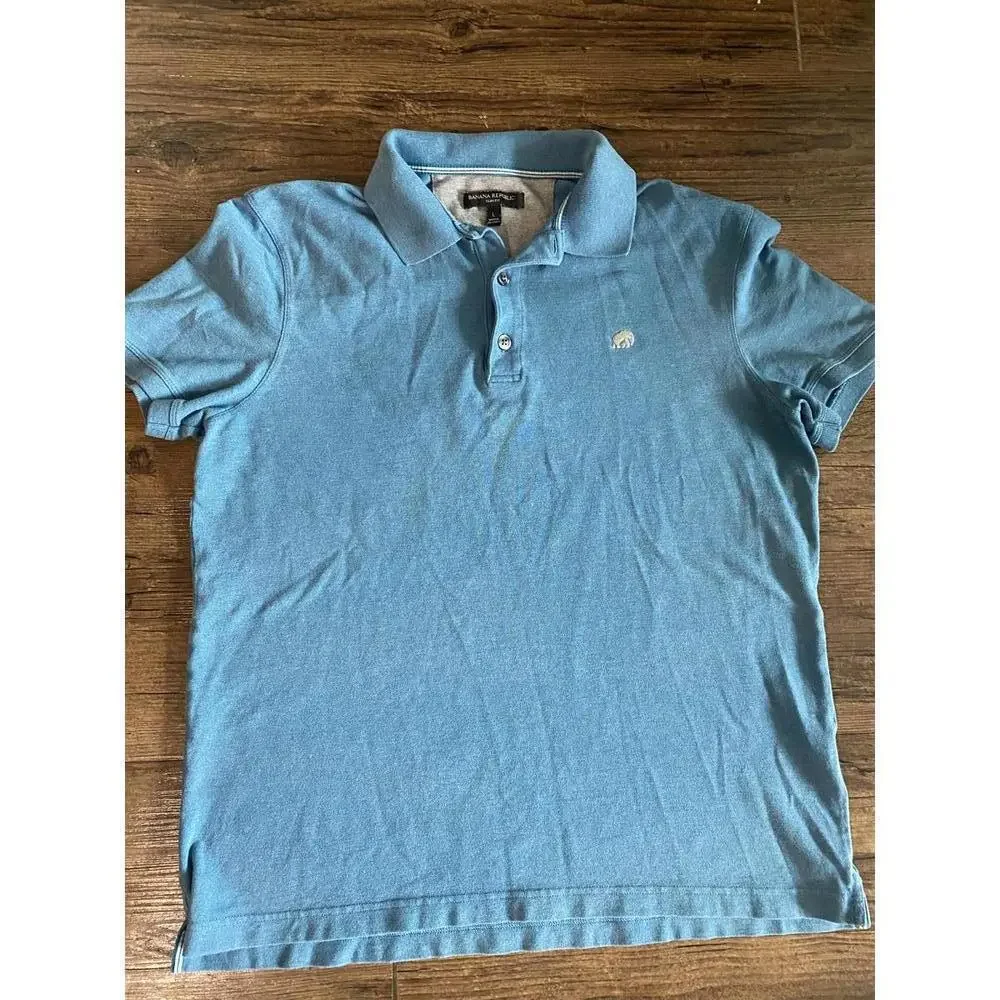 Banana Republic Men's Polo Shirt - Size Large - Aqua Blue
